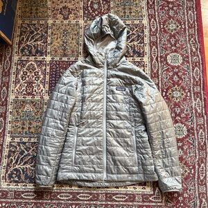 Patagonia Nano Puff Hoody Jacket Women’s XS Light Grey